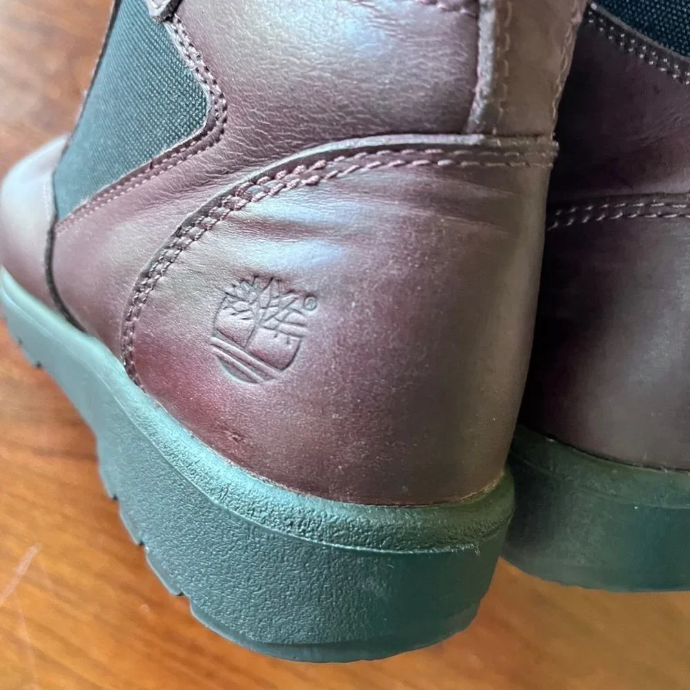 Timberland‎ Girls Tall Purple and Black Leather Lace Up Boots- Size 5